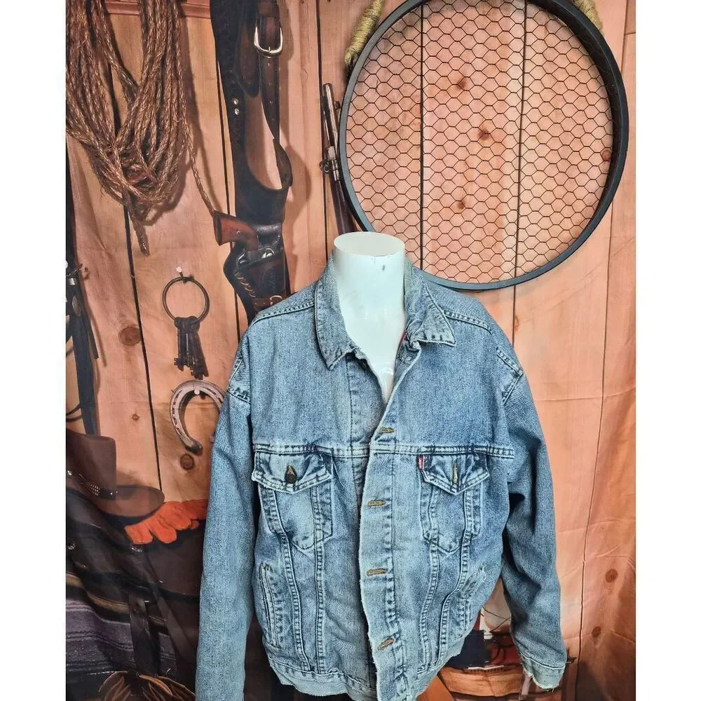 Vintage Levi's denim jacket